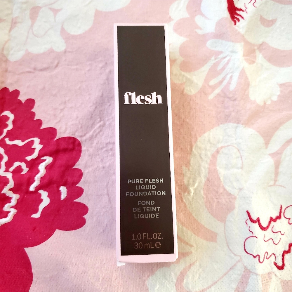 NIB flesh mocha